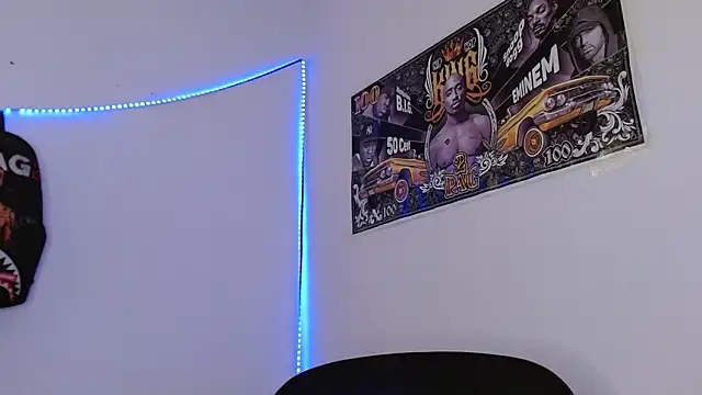 king  Black online show from February 14, 2:28 pm