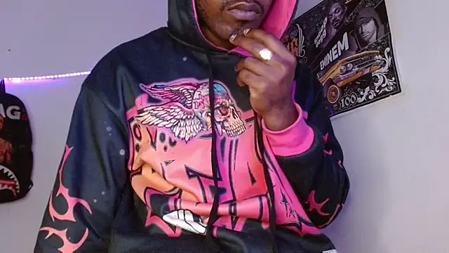 king  Black online show from April 9, 12:44 pm