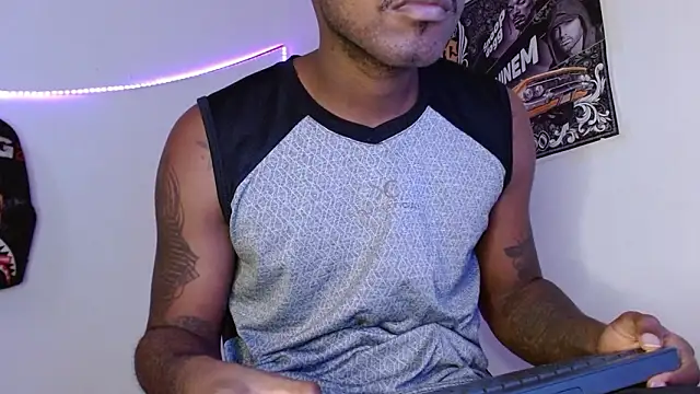 king  Black online show from February 18, 5:53 pm