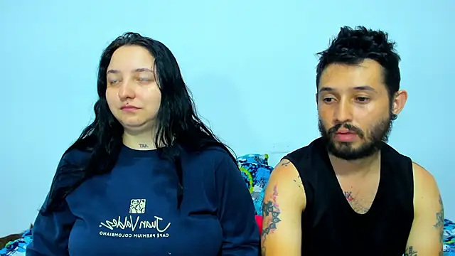Snapshot of Bad_Couple_1 chatting on March 6, 3:02 am Bad Couple 1 online show from March 6, 3:02 am