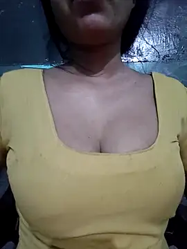 Snapshot of Kavita_ji chatting on September 28, 3:35 am Kavita ji online show from September 28, 3:35 am