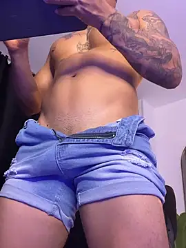 muscle boyhorny online show from February 21, 5:20 am