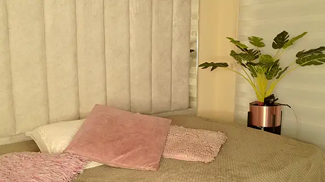 Snapshot of eva-slim- chatting on July 15, 5:53 pm eva-slim- online show from July 15, 5:53 pm