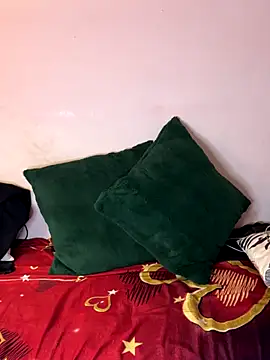 Snapshot of Playful__Princess chatting on November 1, 4:52 am Playful Princess online show from November 1, 4:52 am