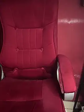 Snapshot of Playful__Princess chatting on December 1, 6:58 am Playful Princess online show from December 1, 6:58 am