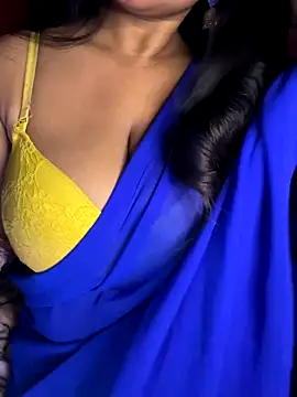 Snapshot of Playful__Princess chatting on November 20, 2:23 am Playful Princess online show from November 20, 2:23 am