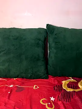 Snapshot of Playful__Princess chatting on November 5, 5:54 am Playful Princess online show from November 5, 5:54 am