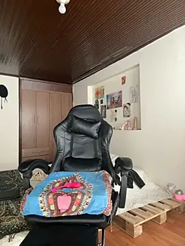 Snapshot of Amahd696 chatting on October 22, 2:49 pm Amahd696 online show from October 22, 2:49 pm