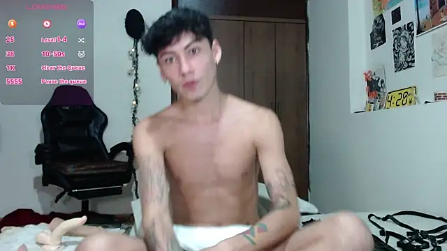 Snapshot of Amahd696 chatting on December 17, 12:04 am Amahd696 online show from December 17, 12:04 am