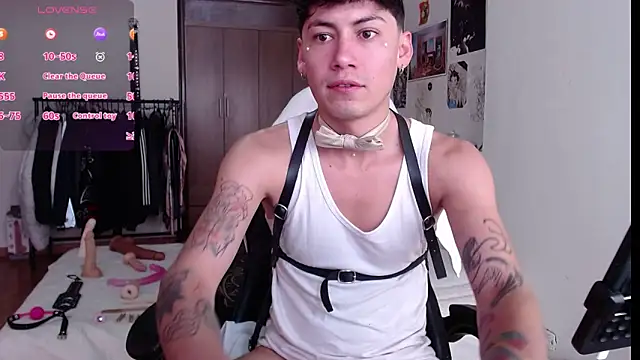Amahd696 online show from April 2, 12:34 pm