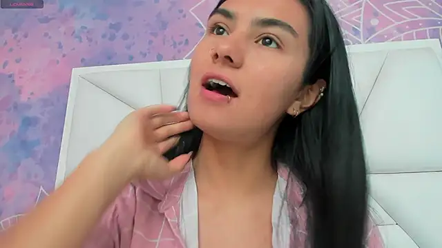 atilanadiaz7 online show from September 10, 4:06 pm