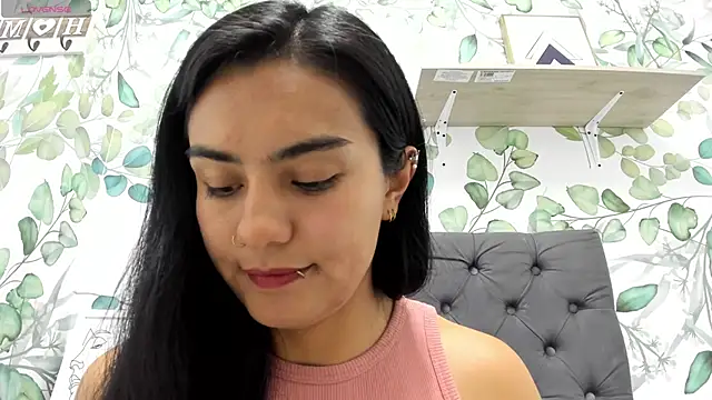 atilanadiaz7 online show from October 2, 4:32 pm