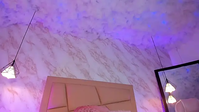  Hollywood 1 online show from April 8, 5:25 pm