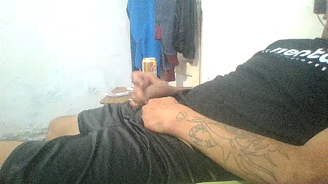 Snapshot of cartiagiz chatting on November 30, 11:05 pm cartiagiz online show from November 30, 11:05 pm