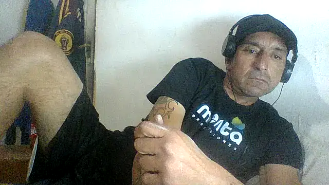 Snapshot of cartiagiz chatting on November 30, 2:56 am cartiagiz online show from November 30, 2:56 am