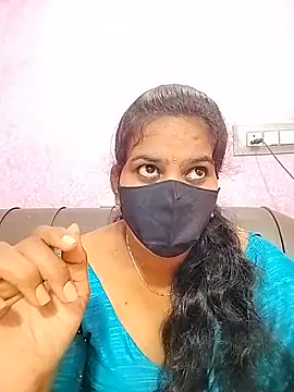 Snapshot of melina214 chatting on July 11, 12:38 pm melina214 online show from July 11, 12:38 pm