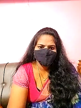 Snapshot of melina214 chatting on October 14, 3:29 am melina214 online show from October 14, 3:29 am