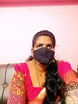 Snapshot of melina214 chatting on October 9, 3:40 am melina214 online show from October 9, 3:40 am