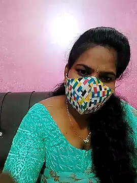 Snapshot of melina214 chatting on June 15, 3:51 am melina214 online show from June 15, 3:51 am