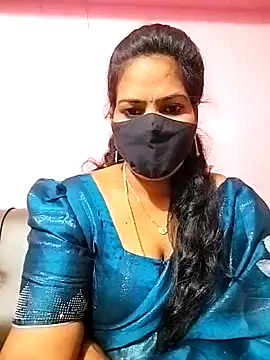 Snapshot of melina214 chatting on October 20, 2:46 am melina214 online show from October 20, 2:46 am