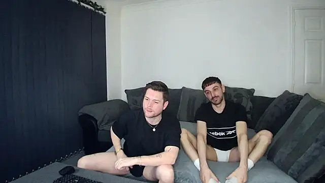 twotwinkhusbandss online show from December 10, 6:06 pm