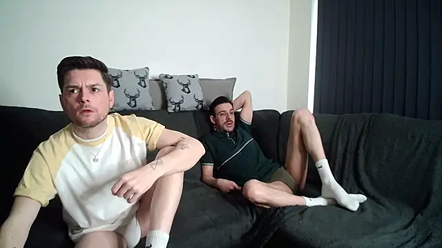 twotwinkhusbandss online show from April 4, 5:19 pm