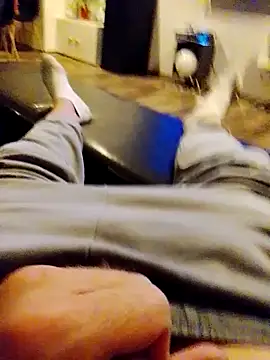 Snapshot of Geniusxl chatting on October 29, 8:19 pm Geniusxl online show from October 29, 8:19 pm