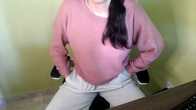 samantha s69 online show from May 7, 1:14 pm