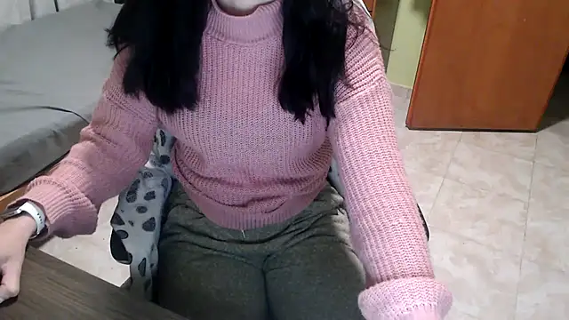 Snapshot of samantha_s69 chatting on September 24, 11:17 am samantha s69 online show from September 24, 11:17 am