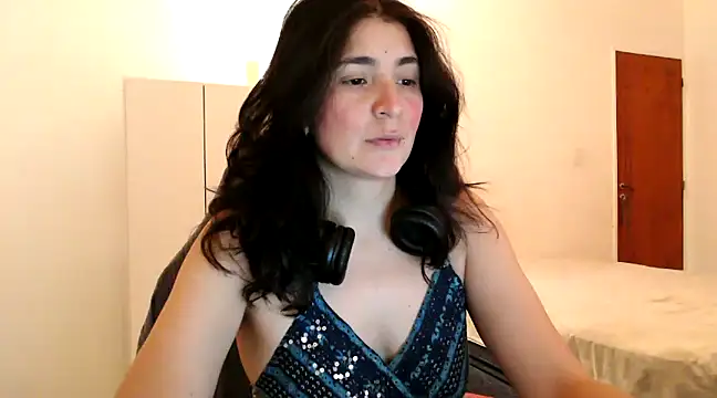 Snapshot of samantha_s69 chatting on December 31, 6:13 pm samantha s69 online show from December 31, 6:13 pm