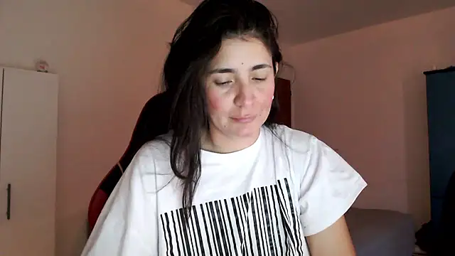 Snapshot of samantha_s69 chatting on January 30, 1:20 pm samantha s69 online show from January 30, 1:20 pm