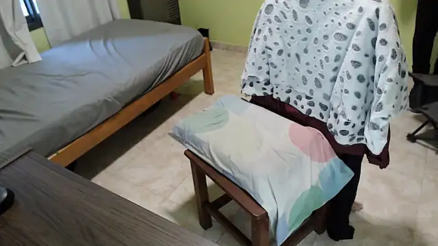 Snapshot of samantha_s69 chatting on September 9, 12:36 pm samantha s69 online show from September 9, 12:36 pm