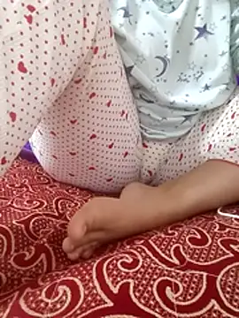 Bombamom online show from April 4, 5:19 pm