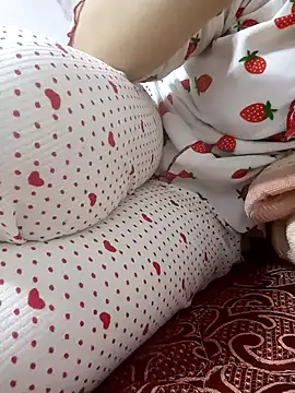 Bombamom online show from March 13, 5:18 pm