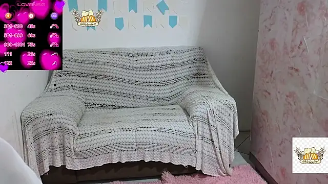 ElisaBoyer online show from October 1, 6:45 pm