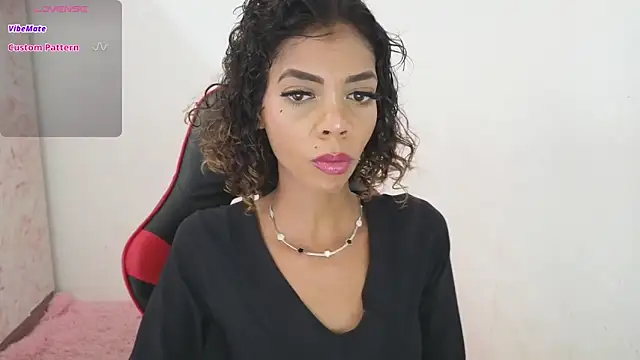 ElisaBoyer online show from January 17, 3:59 pm