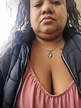 Carlabrasileira online show from September 18, 8:01 pm