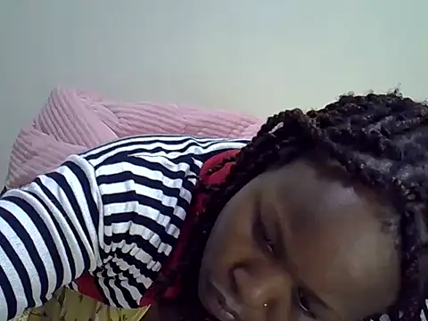 Snapshot of Sonnia_ chatting on June 1, 8:58 am Sonnia online show from June 1, 8:58 am