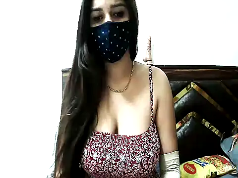 Gloie4u online show from February 24, 11:33 am