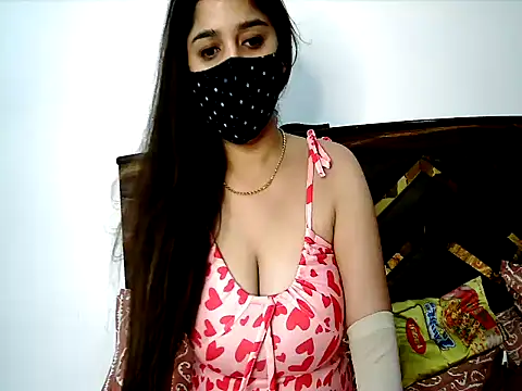 Gloie4u online show from April 25, 1:41 pm