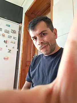 hornny1995 online show from October 29, 1:32 pm