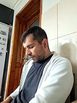 hornny1995 online show from September 30, 12:44 pm