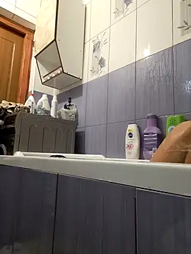 hornny1995 online show from December 31, 4:57 pm