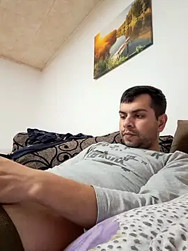 hornny1995 online show from January 11, 4:14 pm