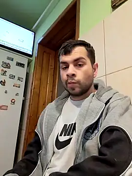 hornny1995 online show from January 18, 6:45 am