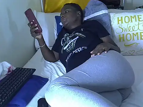 Sweetreena online show from April 4, 6:03 pm