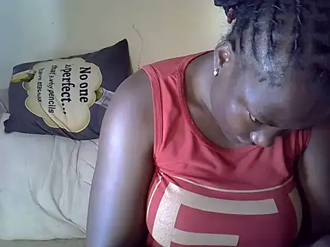 Snapshot of Sweetreena chatting on December 3, 6:03 am Sweetreena online show from December 3, 6:03 am