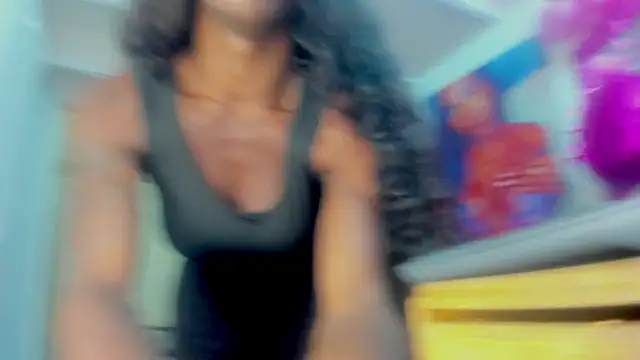 Richchocolatesweet  online show from December 15, 4:07 am