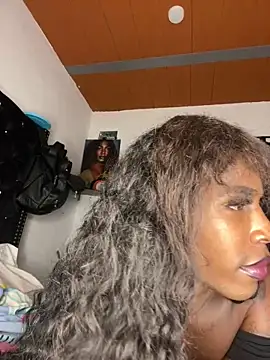 Richchocolatesweet  online show from September 26, 11:44 pm
