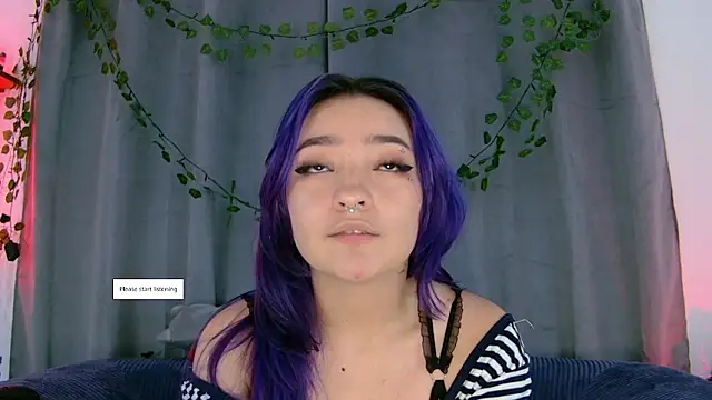 vayolett01 dakotta online show from January 17, 1:20 am